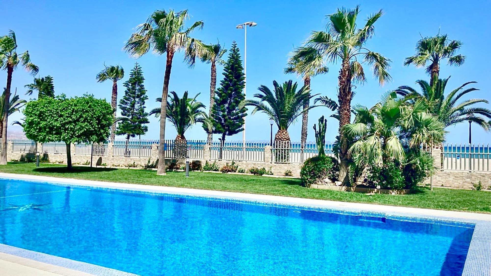 Appartamento Vista Del Mar Residencial Roquetas de Mar Esterno foto